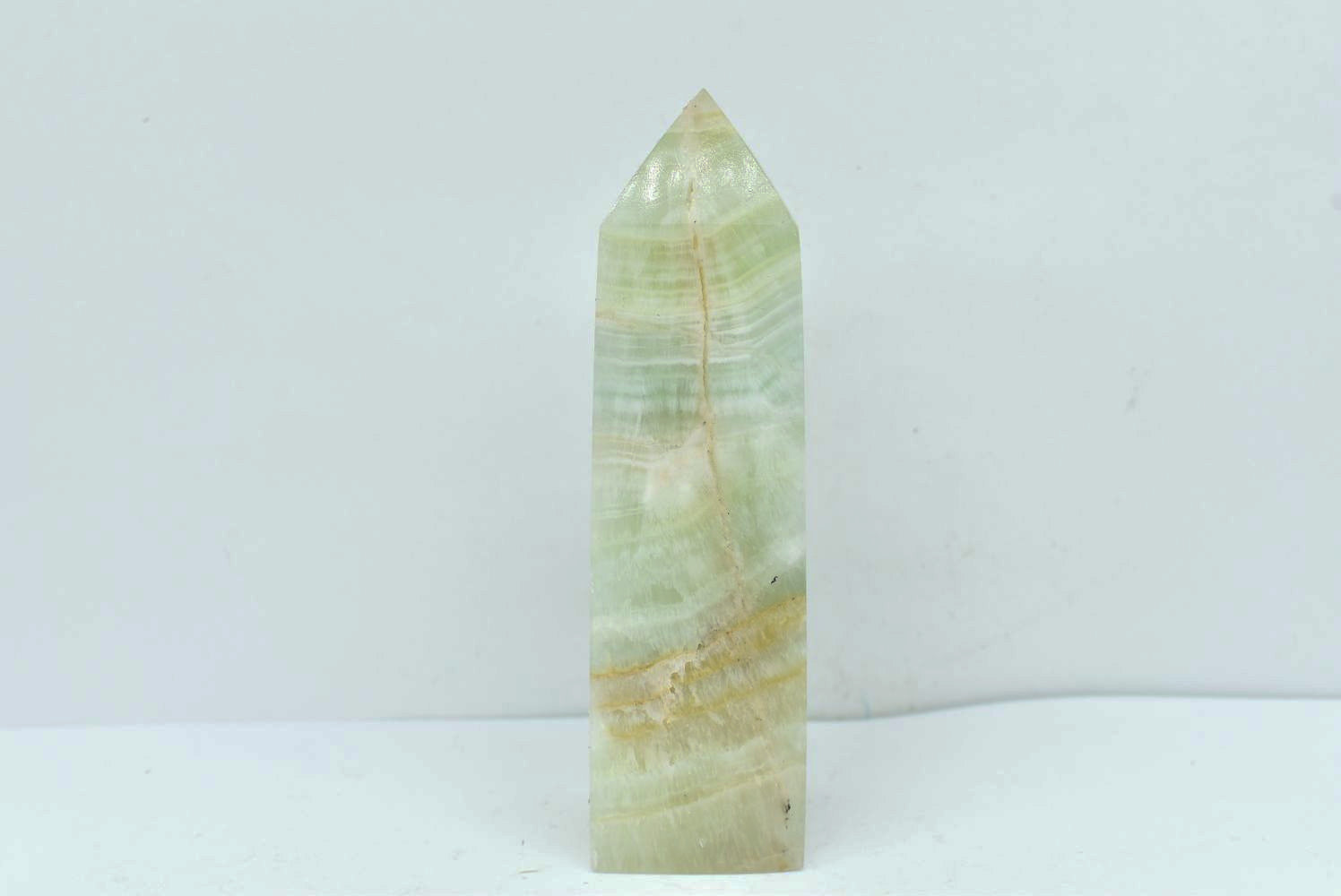 Obelisco di Calcite Pistacchio 9 cm