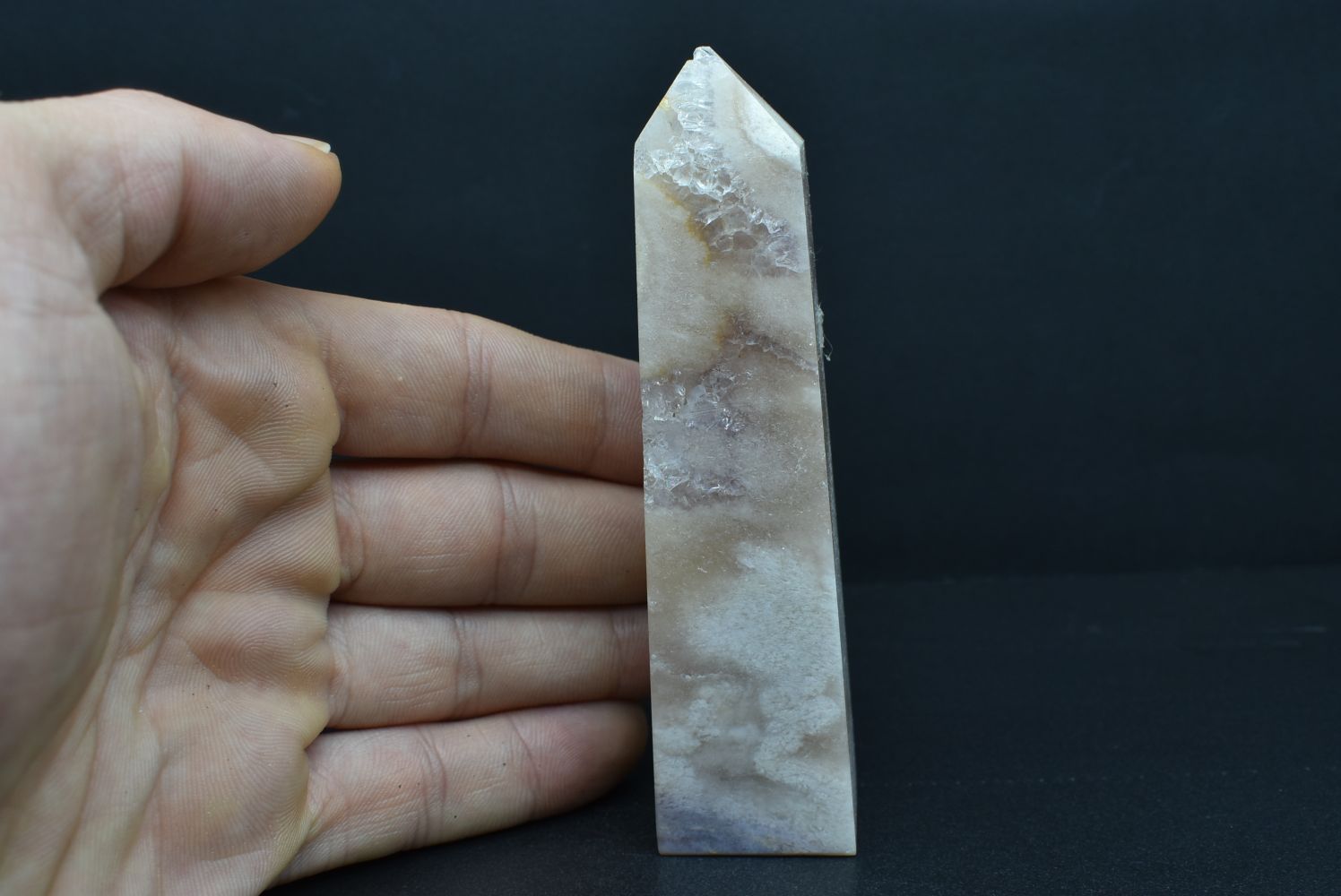 Sakura Agate Obelisk 10.5 cm