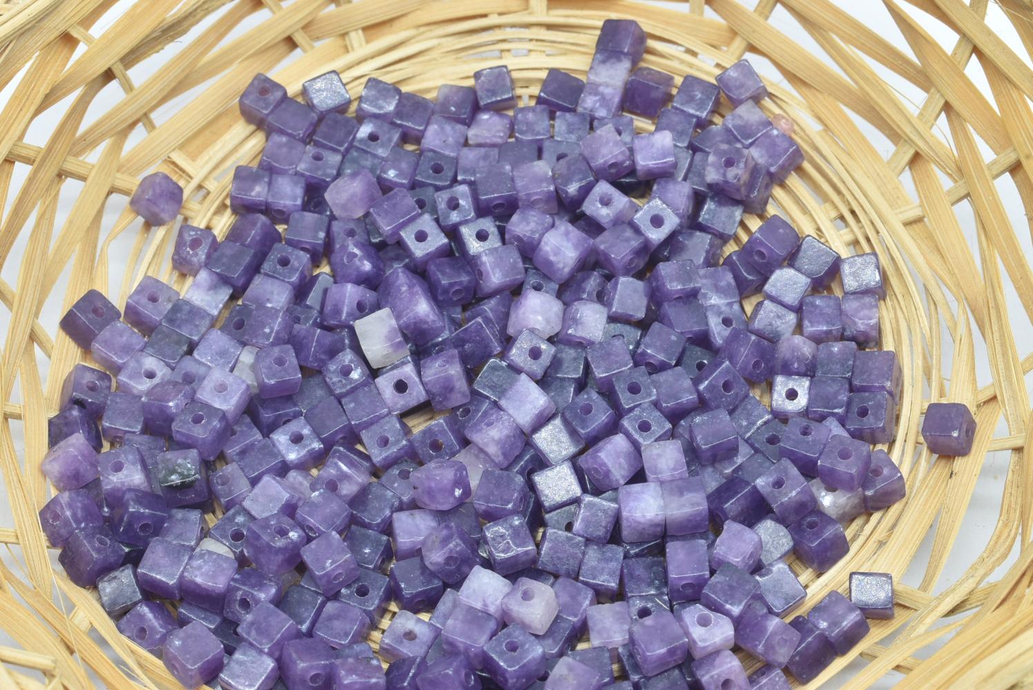 Perline di Lepidolite 4 mm Forate - 5 Perline