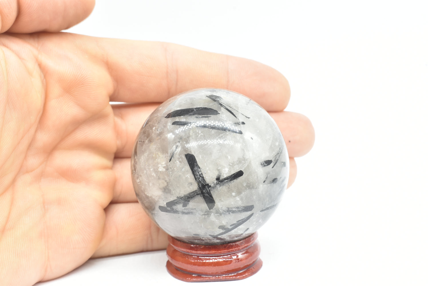 Sfera di Quarzo Tormalinato 4.9 cm