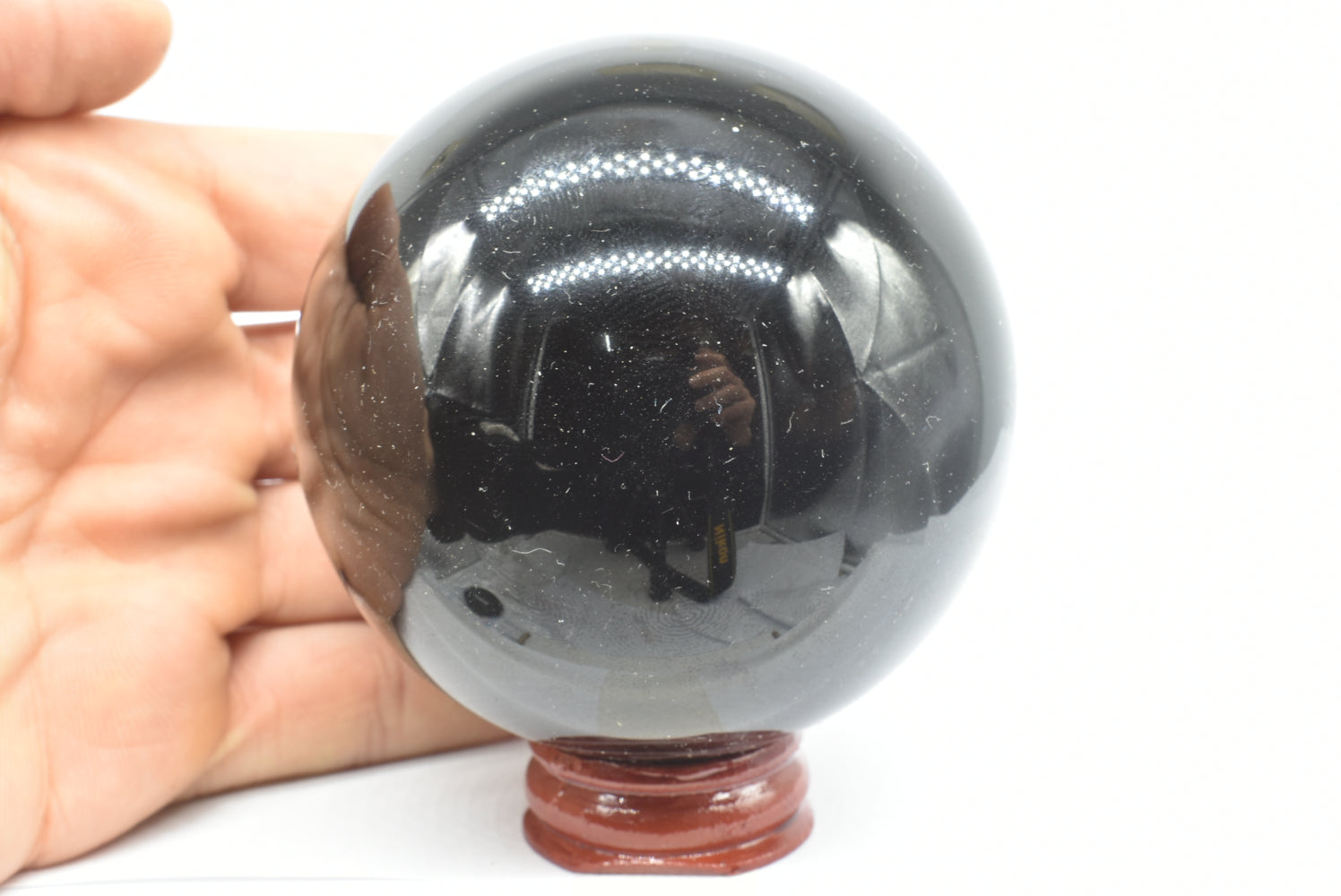 Sfera di Ossidiana Nera 7.3 cm