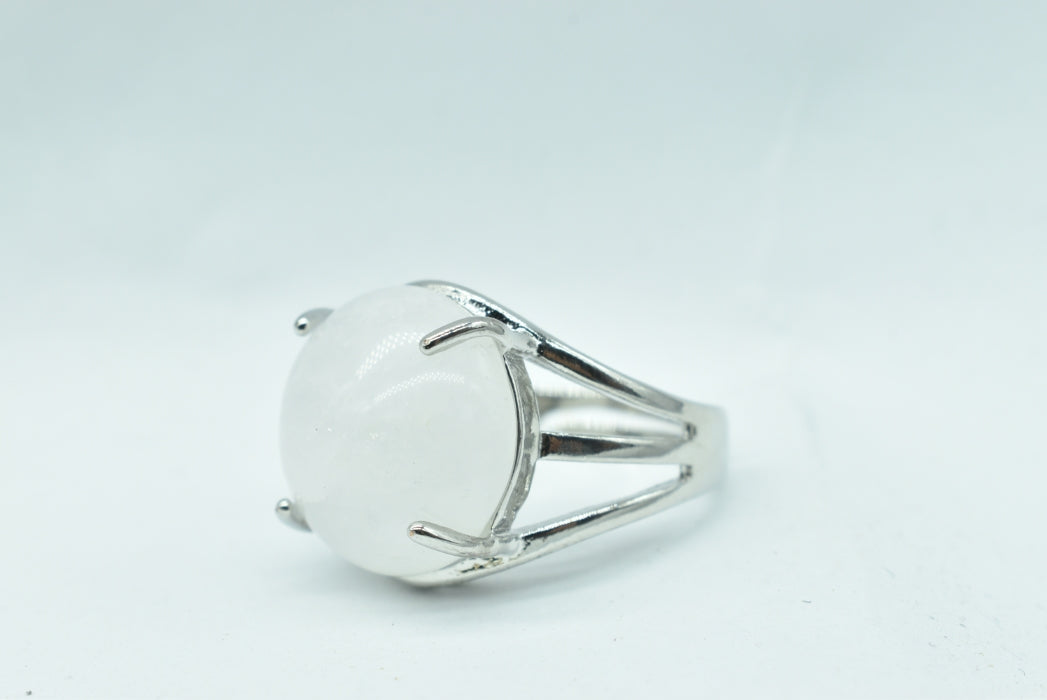 Ring with adjustable polished hyaline quartz - rock crystal