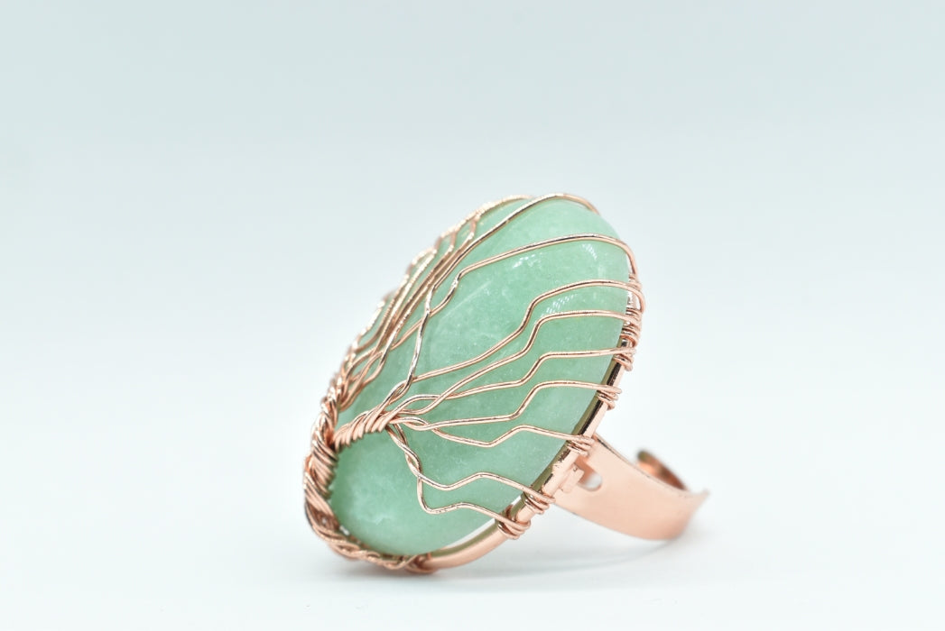 Ring with Oval Gem of Aventurine in pink brass wire Adjustable