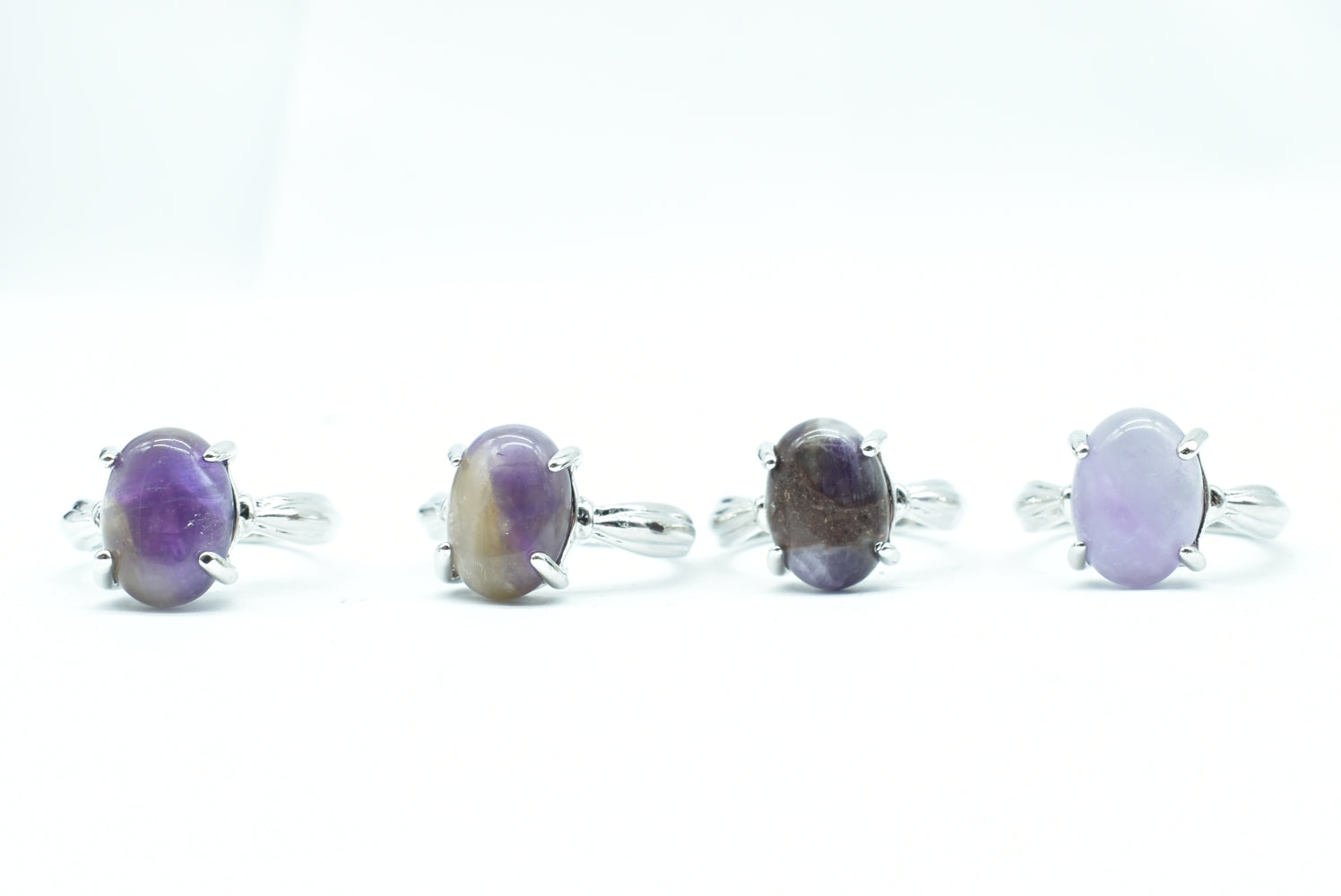 Ring With Amethyst stone