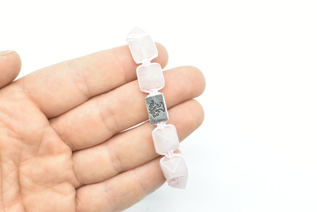 Rose Quartz Bracelet with pyramidal gems and Adjustable Nilon wire