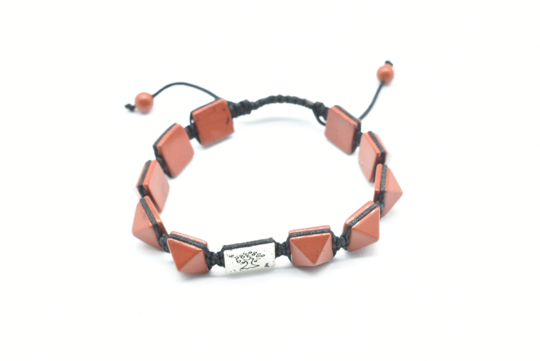 Red Jasper Bracelet with pyramidal gems and Adjustable Nilon thread