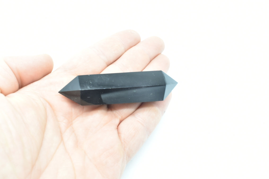 Biterminated point of Obsidian 7.5 Cm
