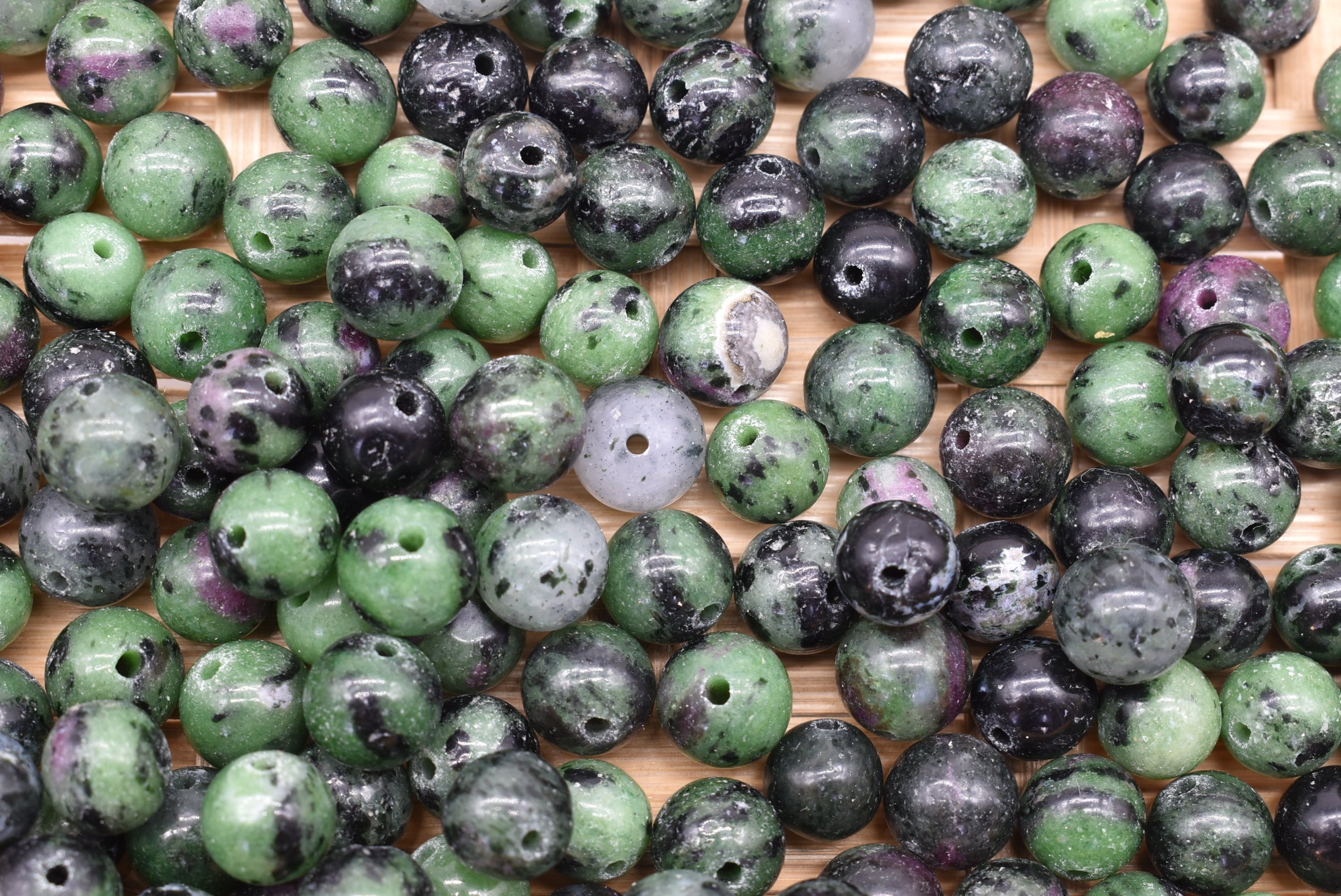 Ruby Beads in Zoisite 8 mm Drilled - 5 Beads
